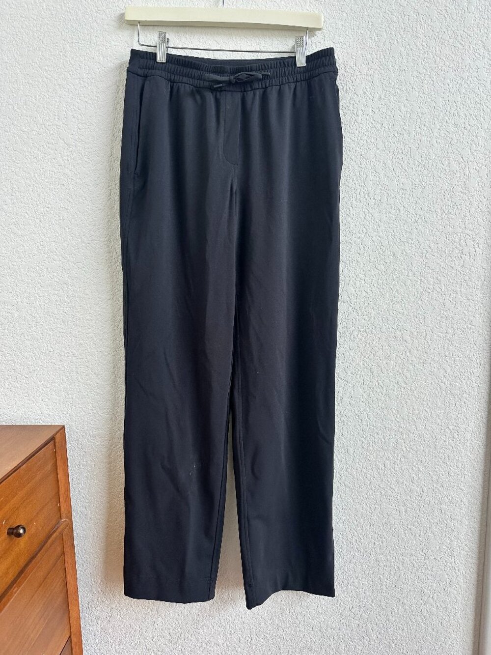 Lululemon Black Trousers, EUC, Wide Legged, 6